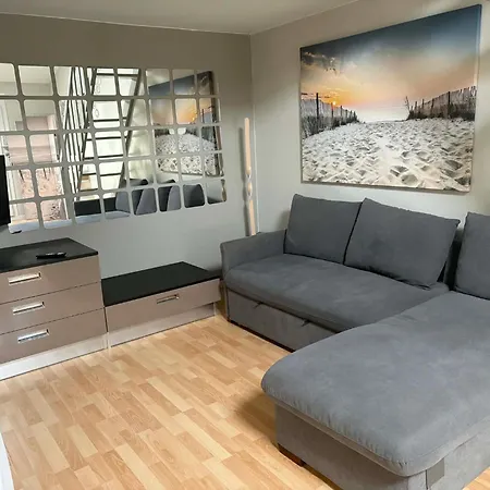 Semesterbostad Pavillon Bord De Gruisan *